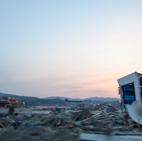 1001_Japon tsunami Fukushima Tohoku MINAMI SANRIKU 19 mai 2011.jpg